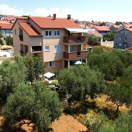 Apartment Maza - One Bedroom With Balcony Angela *