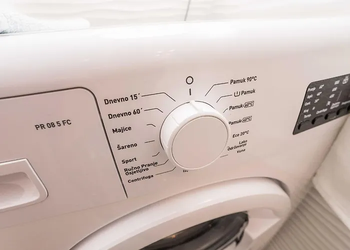 Maza - One Bedroom With Balcony Angela *